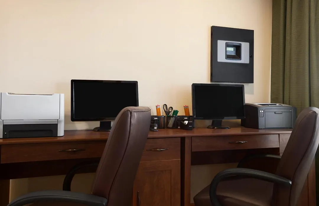 Country Inn & Suites By Radisson, Albert Lea - Austin-1