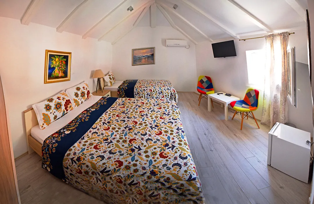 Apartments Mia-1