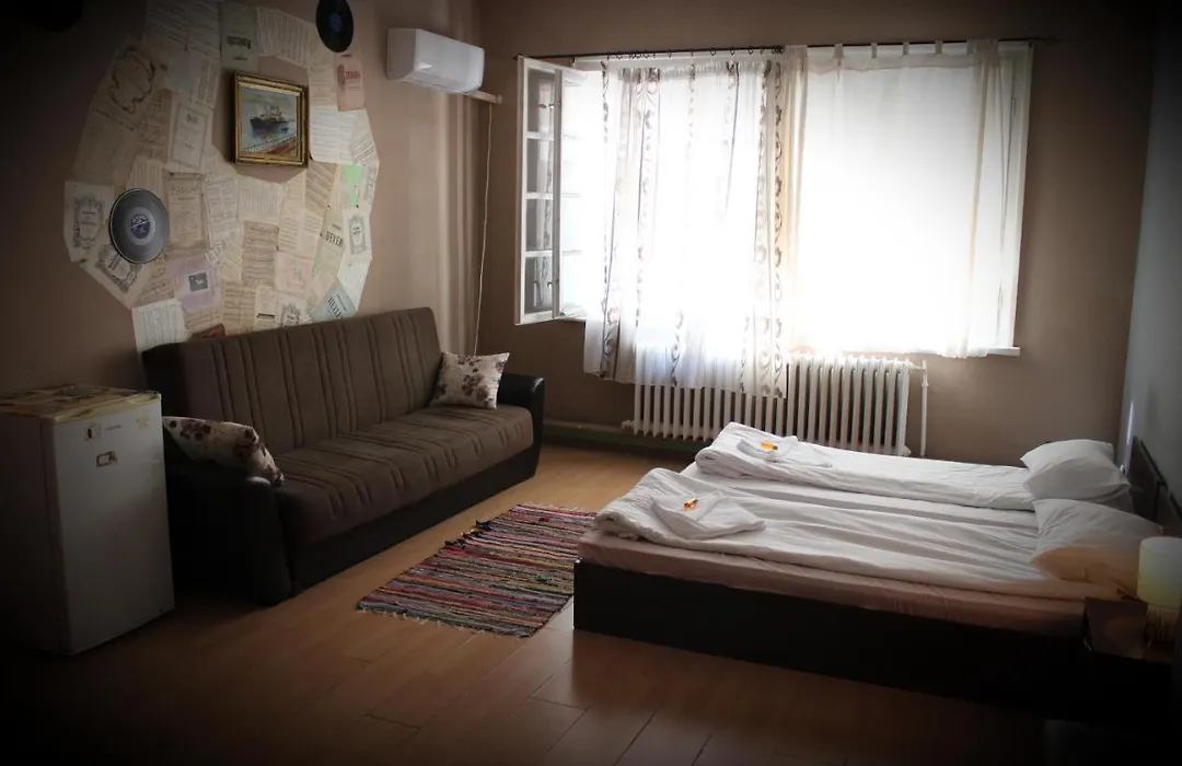 Serdika Rooms-1