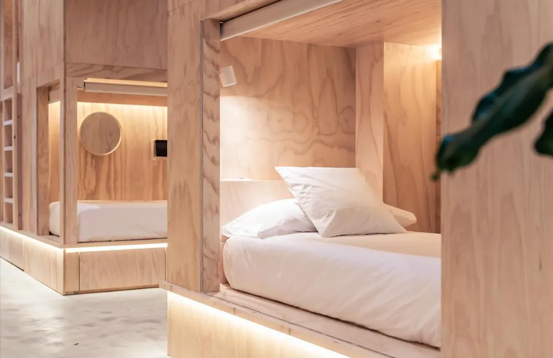 Colo Colo Hostel - Single Private Beds-1