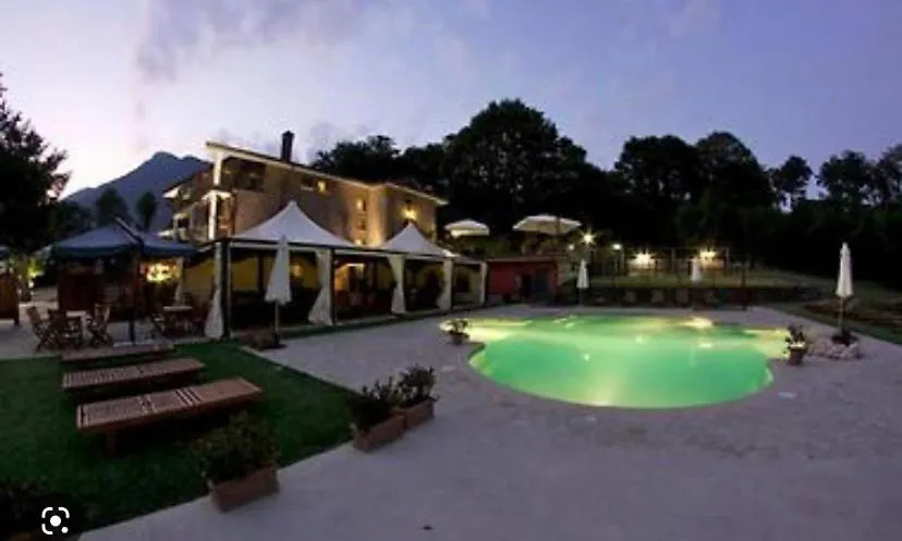 Country House-1