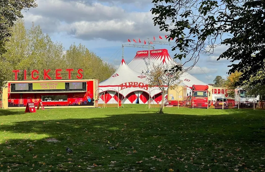 Pembury Hotel At Finsbury Park-1