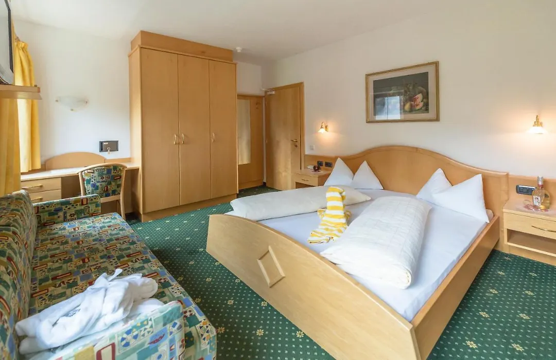 Hotel Maibad-1