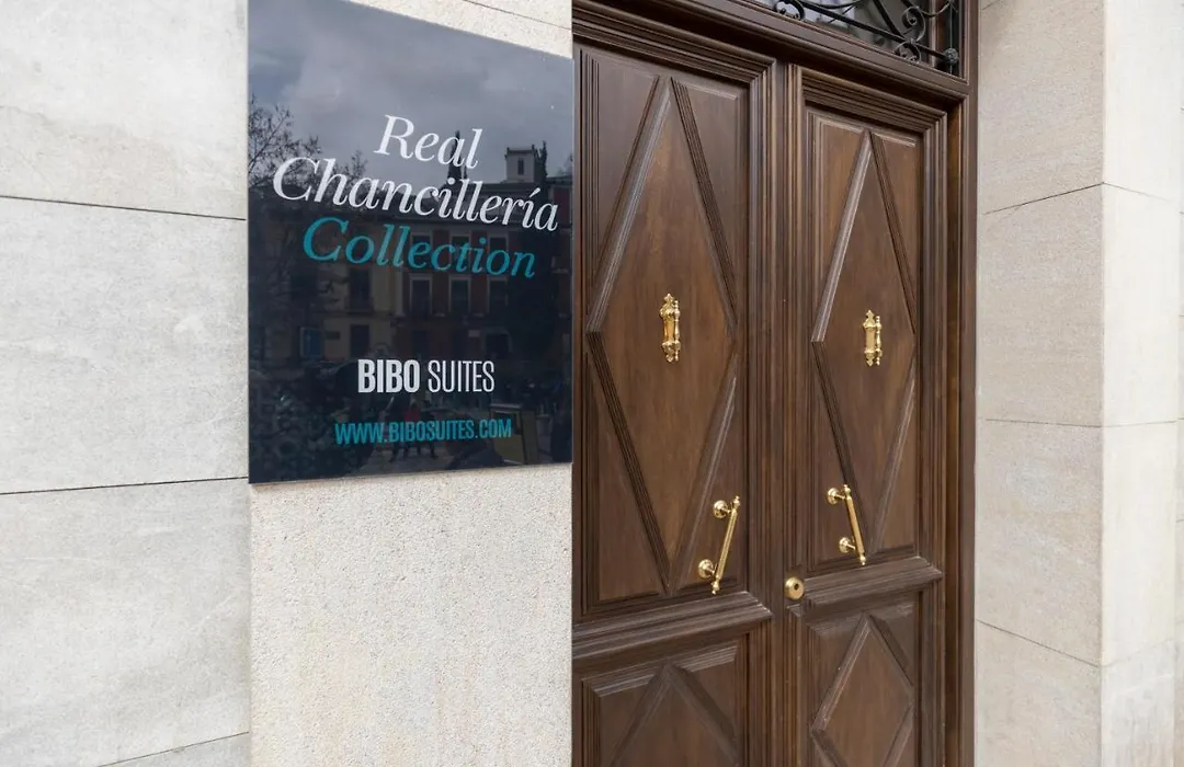 BiBo Suites Real Chancilleria-1