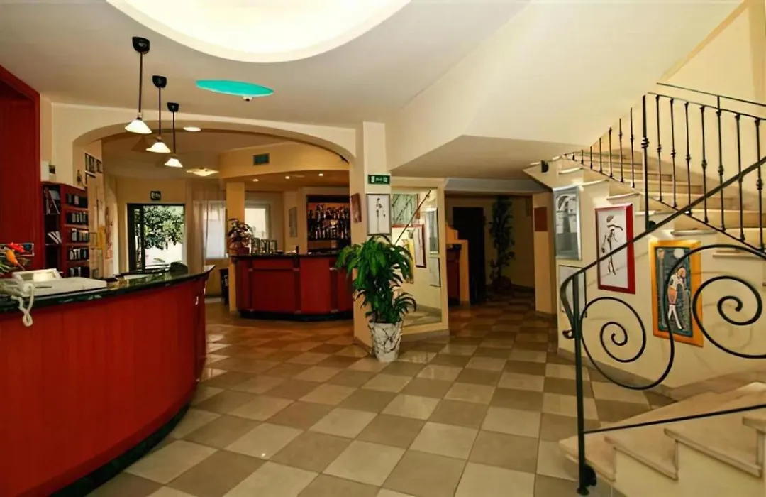 Hotel Adriatico-1