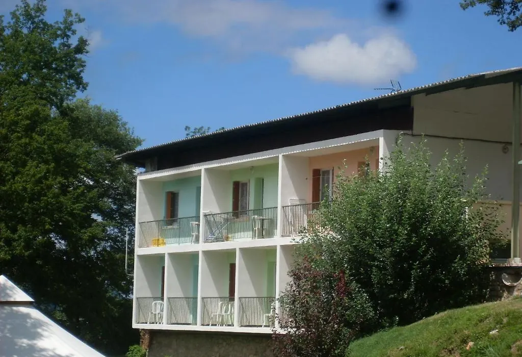 Les chambres et studios Camping Parc de Paletès-1