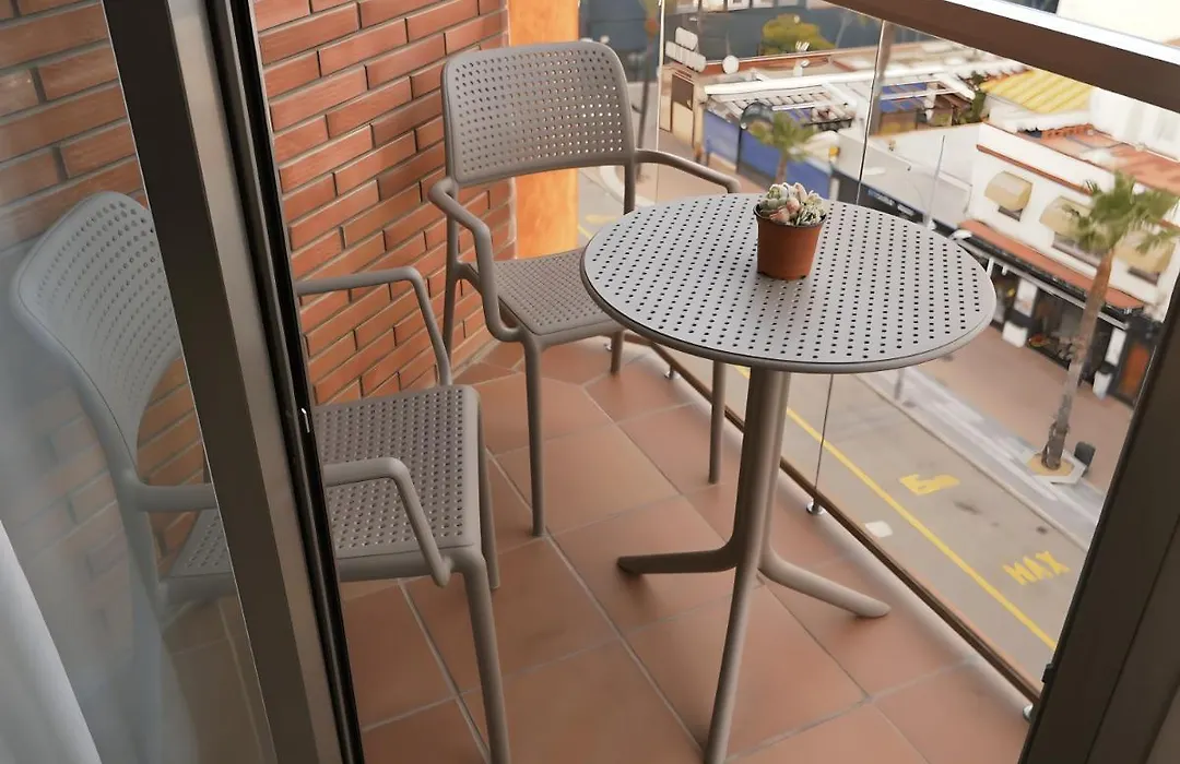 Marina Beach Apartaments - Sea Views In The Heart Of Lloret-1