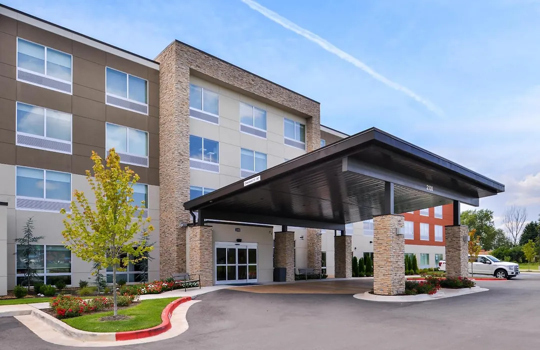Holiday Inn Express & Suites - Siloam Springs By Ihg-1