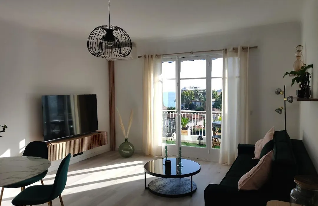 Appartement Vue Mer Menton-1