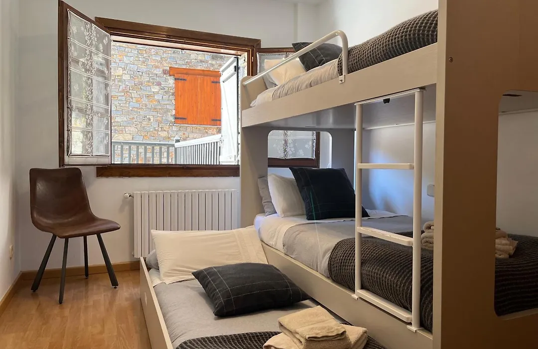 Cases de Canillo-Casa Sant Serni HUT1-7478-1