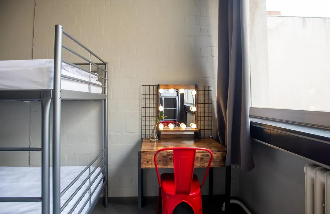 Wallyard Stay-1