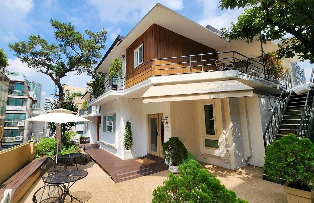 Oyo Myeongdong 5 Lodge-1