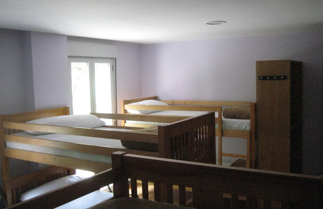 Albergue Turístico Rio Aragon-1