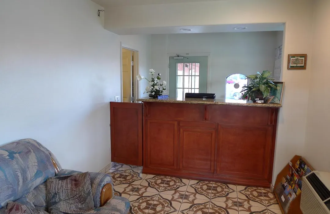 Budget Inn Morgan Hill-1
