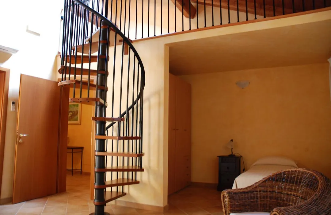 Agriturismo Flabeto-1