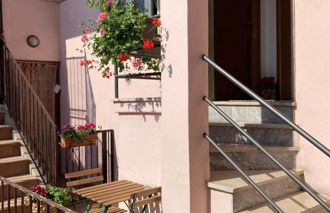 Casa Mirella-1