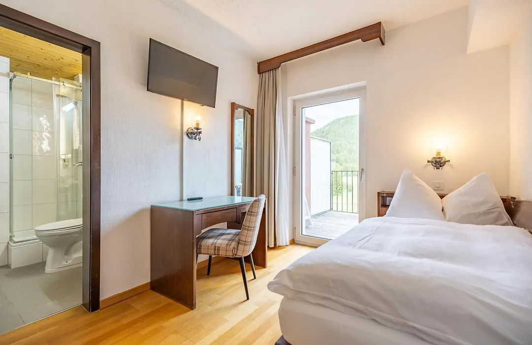 Hotel Dischma-1