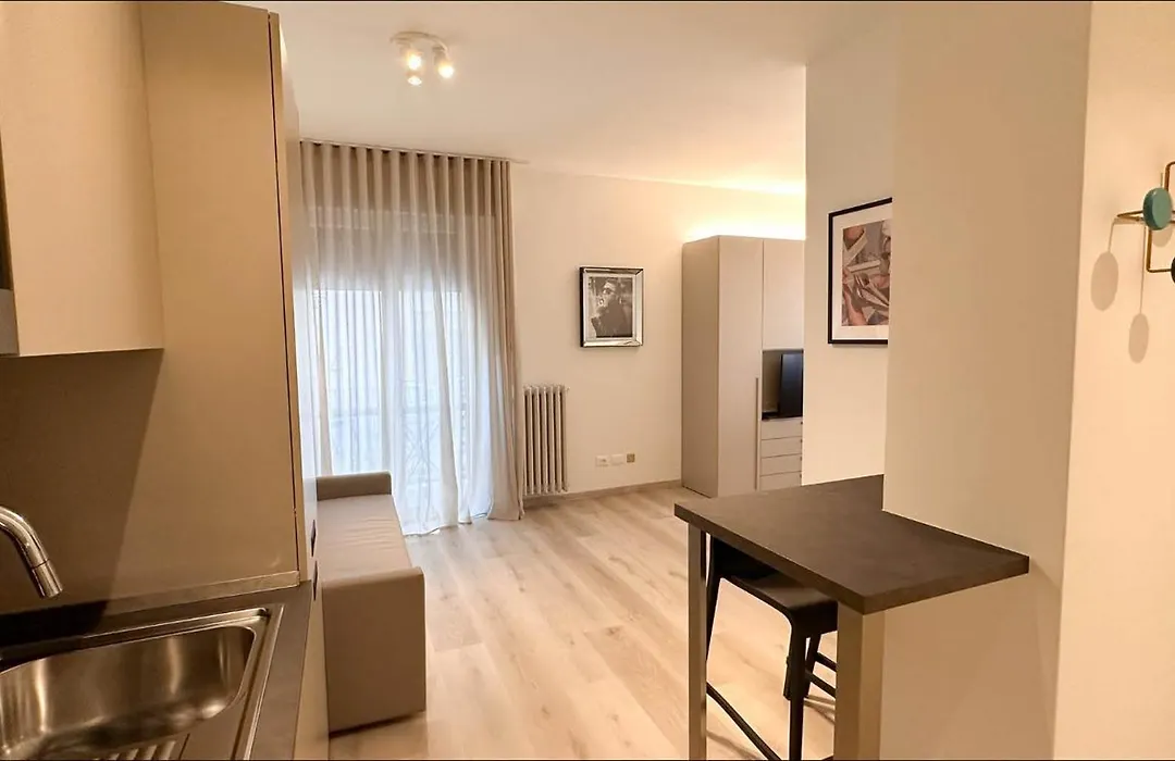 Residence Lungomare - Charming Apartments-1