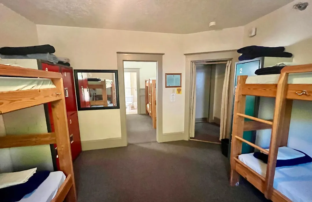 Northwest Portland Hostel-1