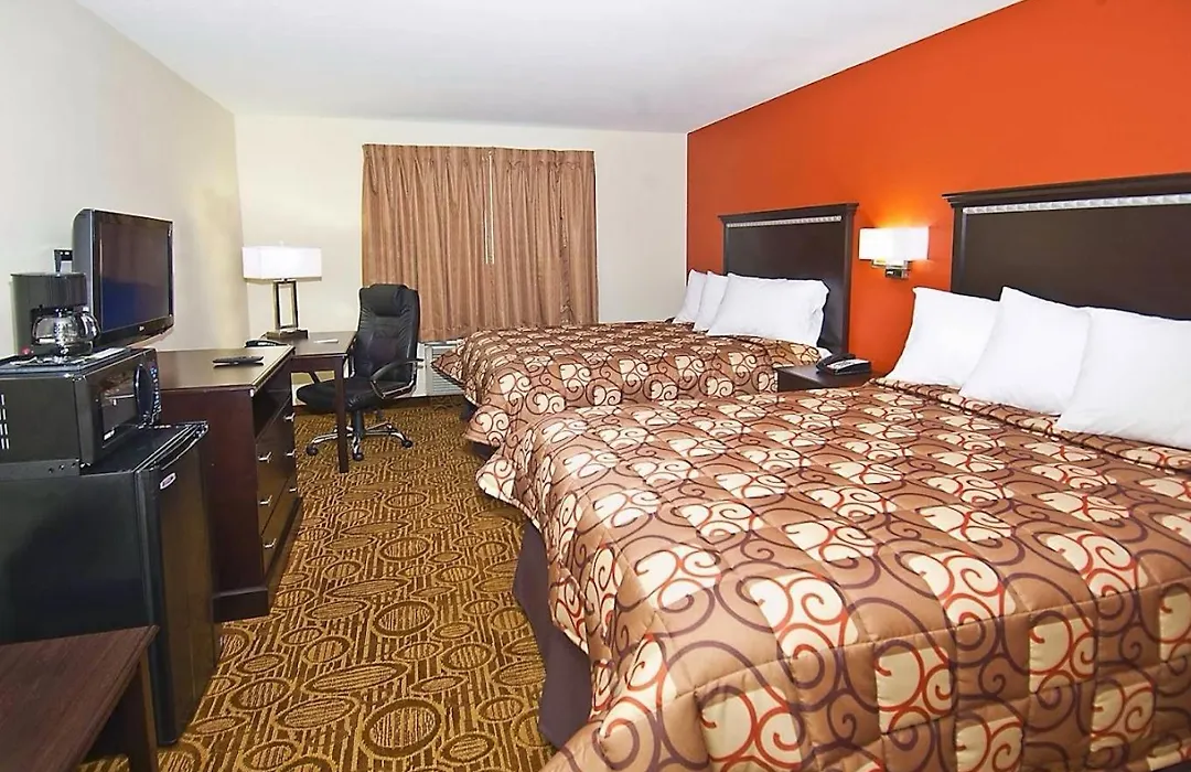 Regency Inn & Suites-1