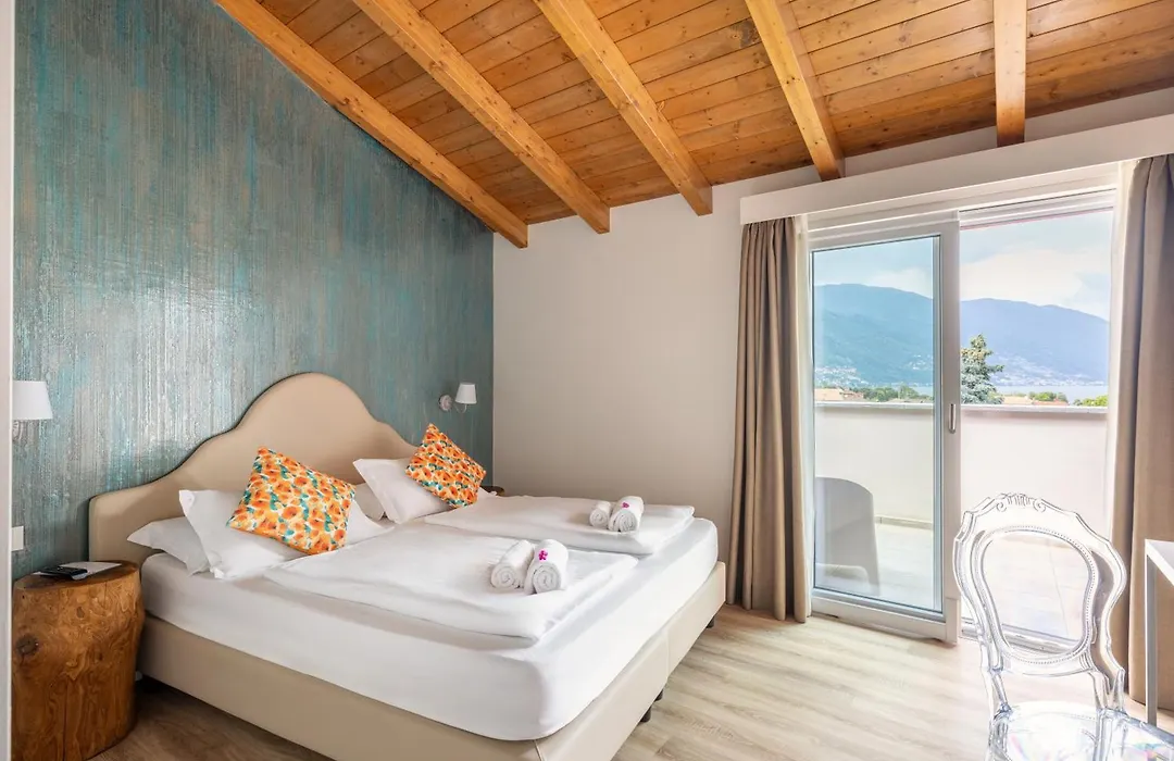 Hotel Elvezia-1