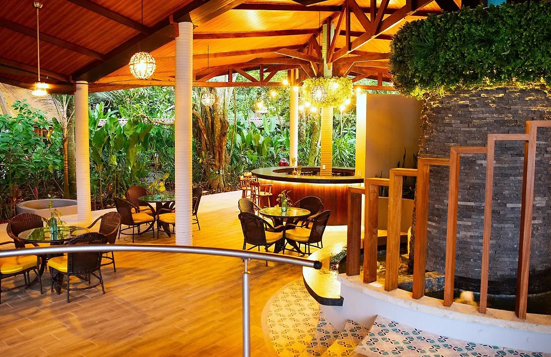 Aninga Lodge-1