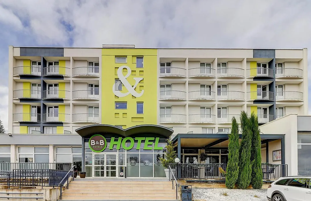 B&B HOTEL Chaumont-1