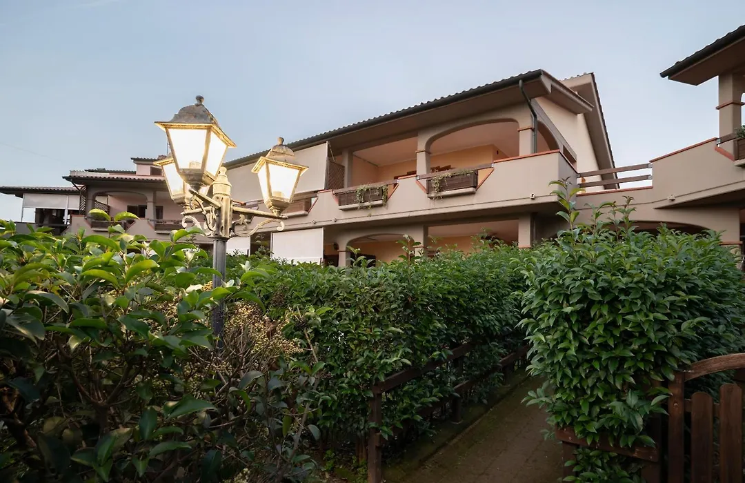 Follonica Apartments - Pool & Relax-1