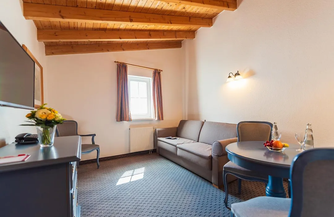 Hotel Garni Getreuer Eckart-1