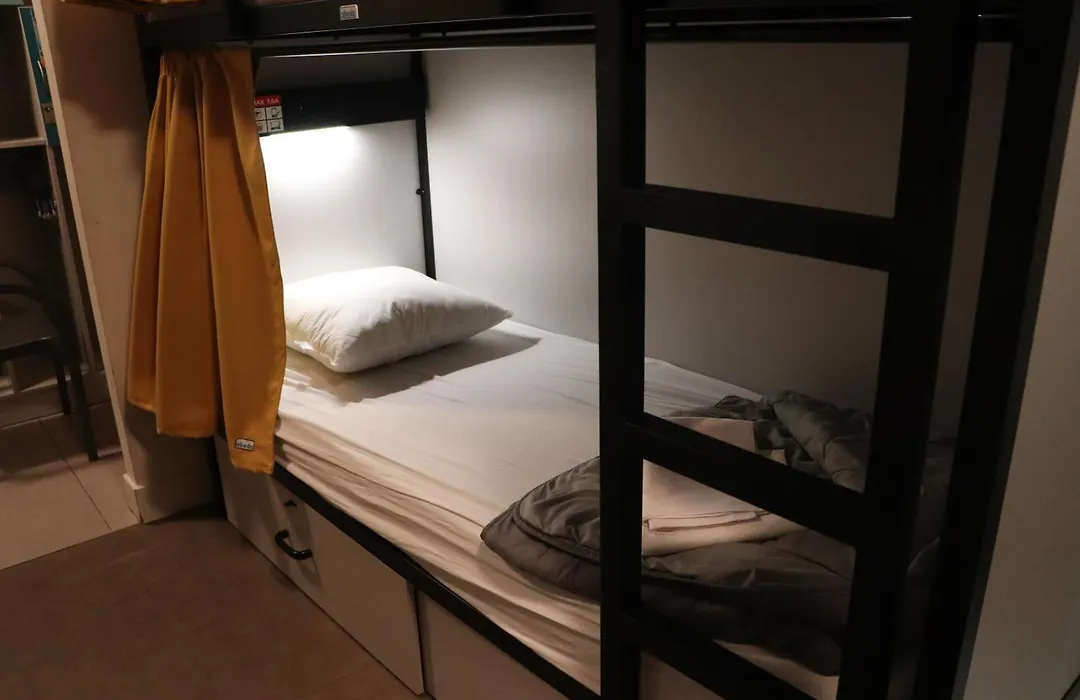 Hi Brussels Jacques Brel Hostel-1