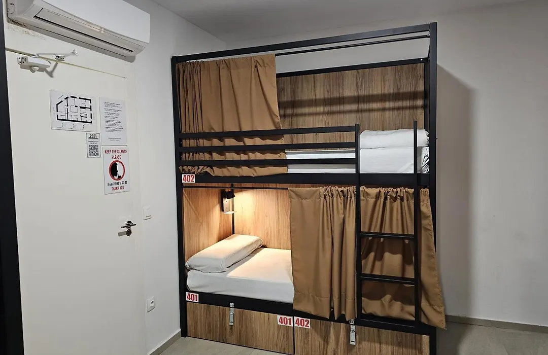 Hostel Welcome Benidorm-1
