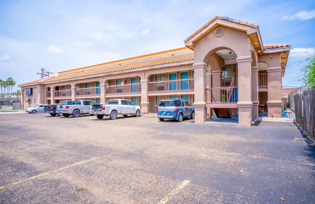 Lone Star Inn & Suites By Oyo Harlingen Tx-1