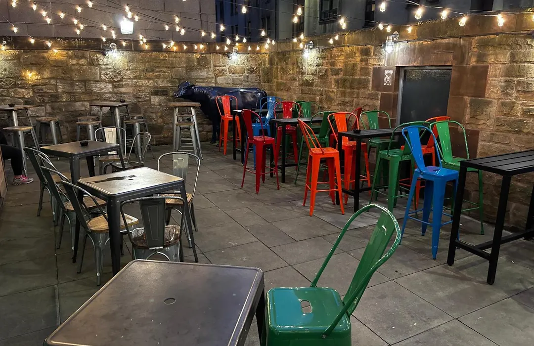 Safestay Edinburgh Cowgate-1