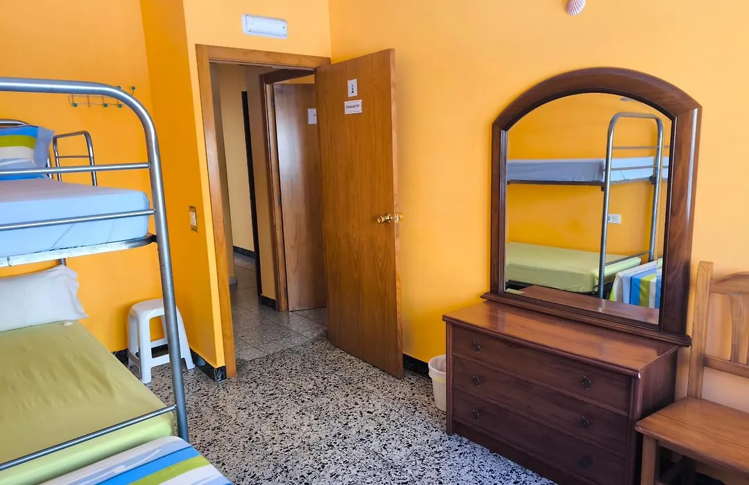 Albergue Por Fin-1