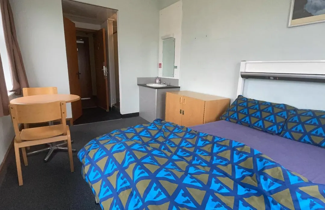 Stirling Youth Hostel-1