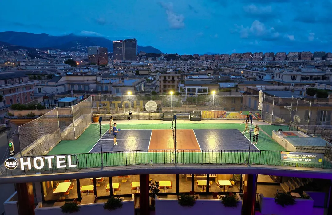 Marathon Hostel-1