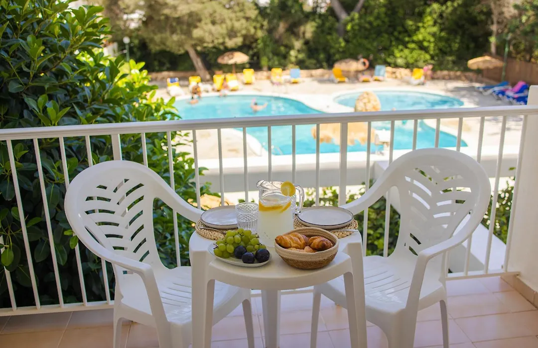 Apartamentos Cala LLonga Playa-1