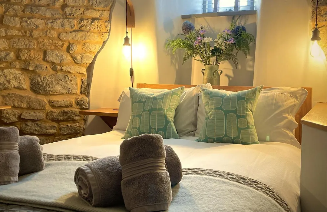 The Windmill Blackthorn Hill (Adults Only)-1