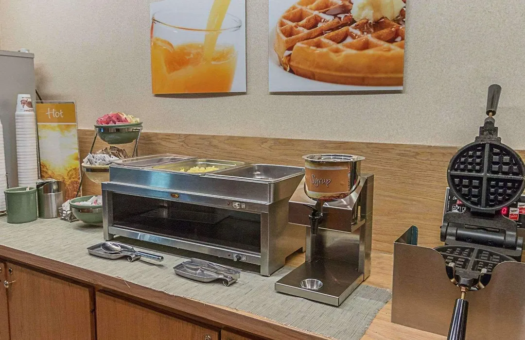 Quality Inn Ennis-1