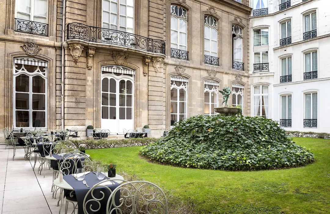Saint James Albany Paris Hotel Spa-1