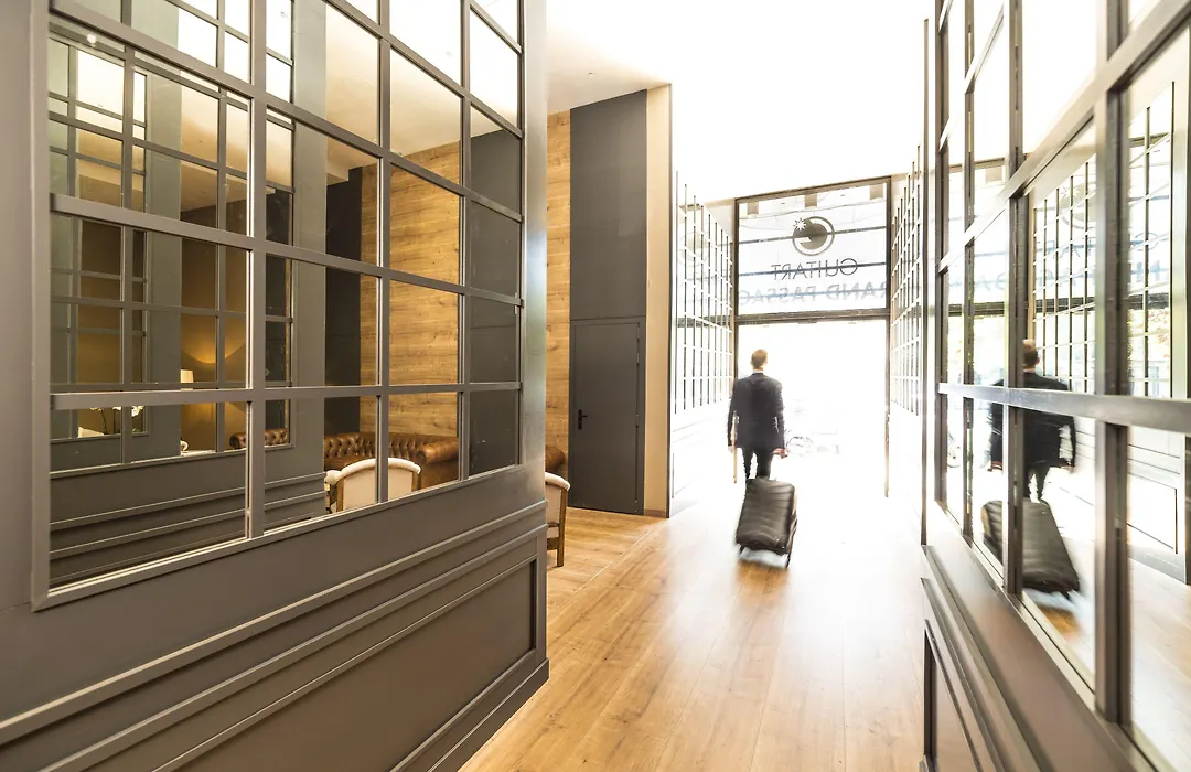 Guitart Grand Passage-1