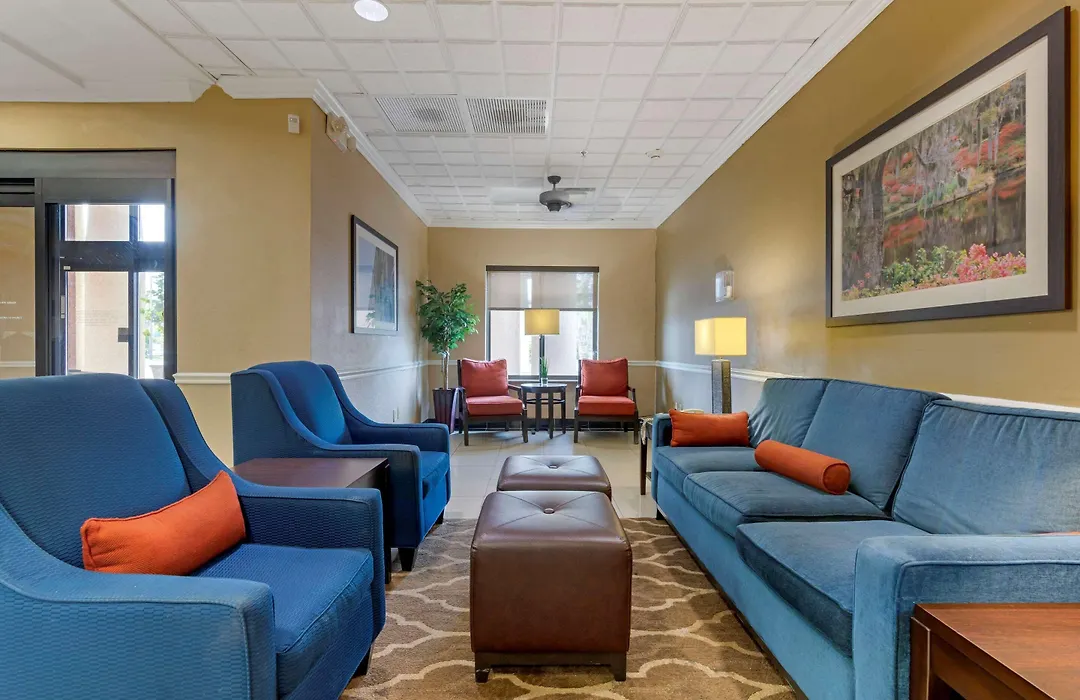 Comfort Suites Savannah North-1