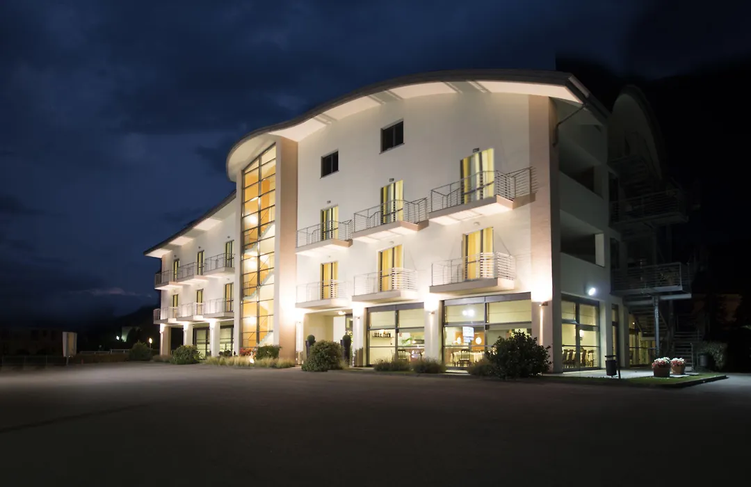 Draconerium Hotel-1