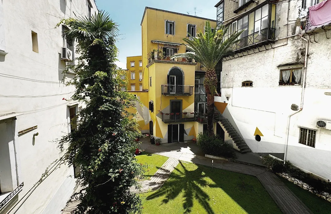 La Controra Hostel Naples-1