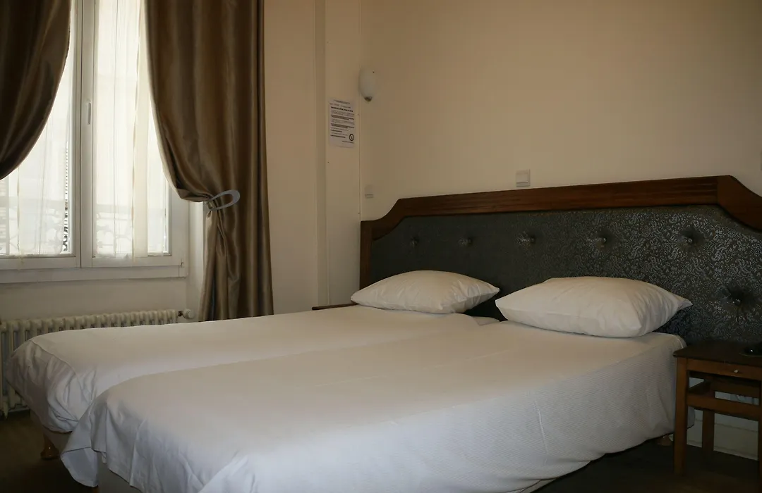 Grand Hotel De Clermont-1