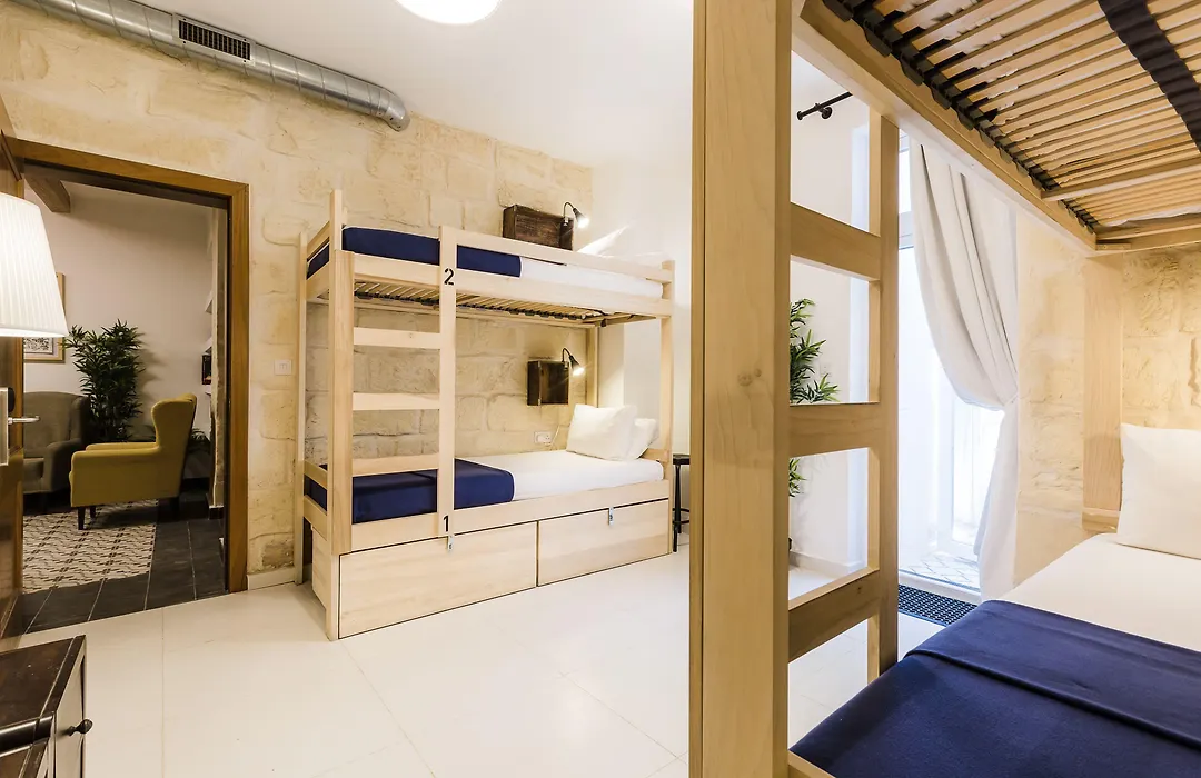 Two Pillows Boutique Hostel-1