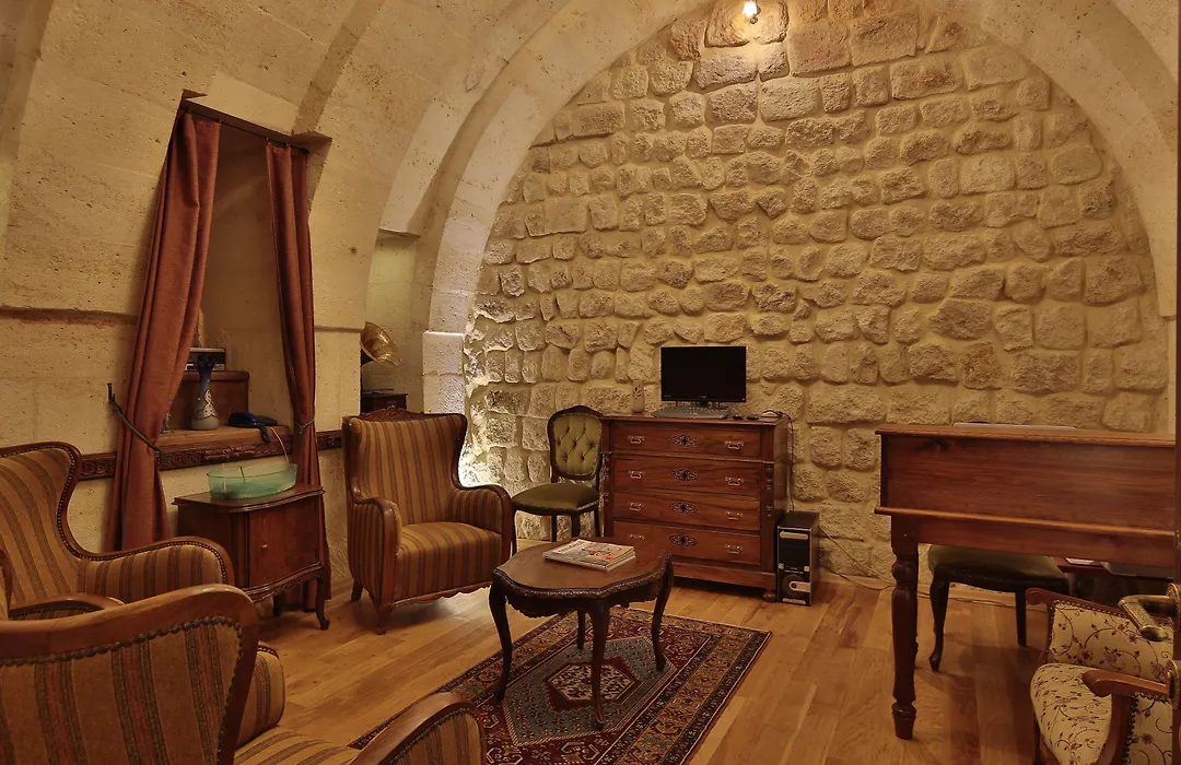 Golden Cave Suites-1