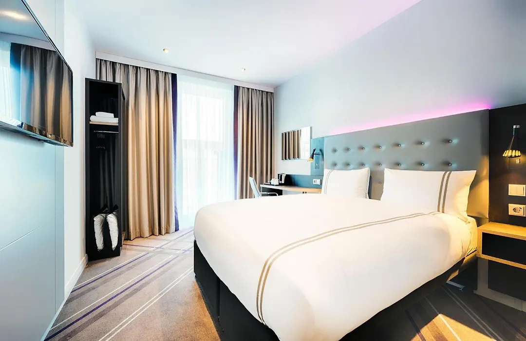 Premier Inn Dresden City Prager Straße-1
