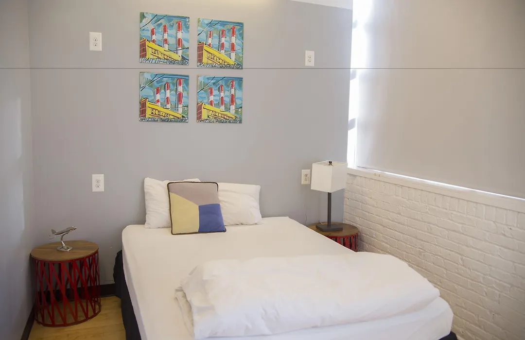 The Local Ny Hostel-1