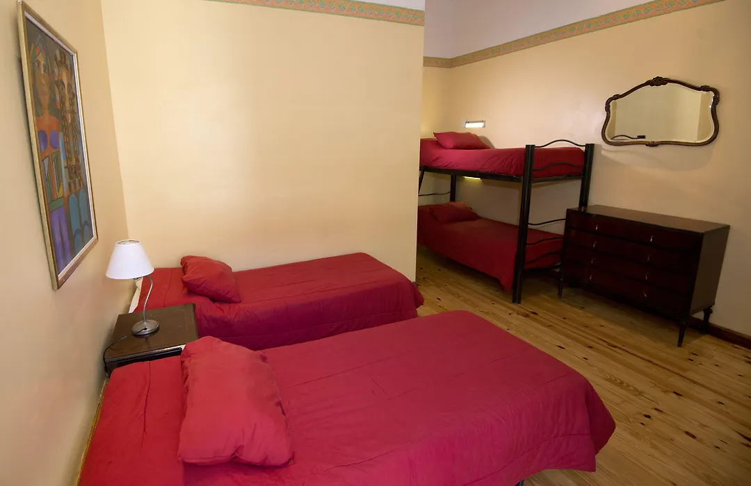 Milhouse Hostel Hipo-1